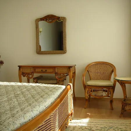 アパート Oasis And