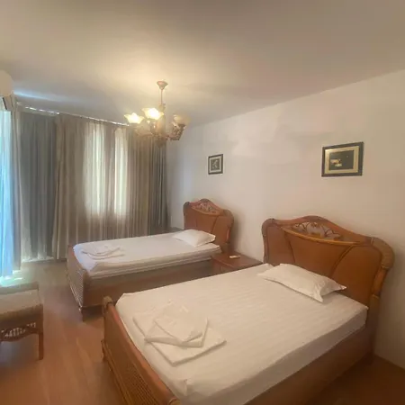 Oasis And アパート ラヴダ