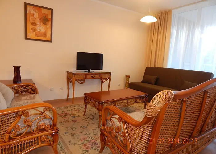 Oasis And דירה רבדה