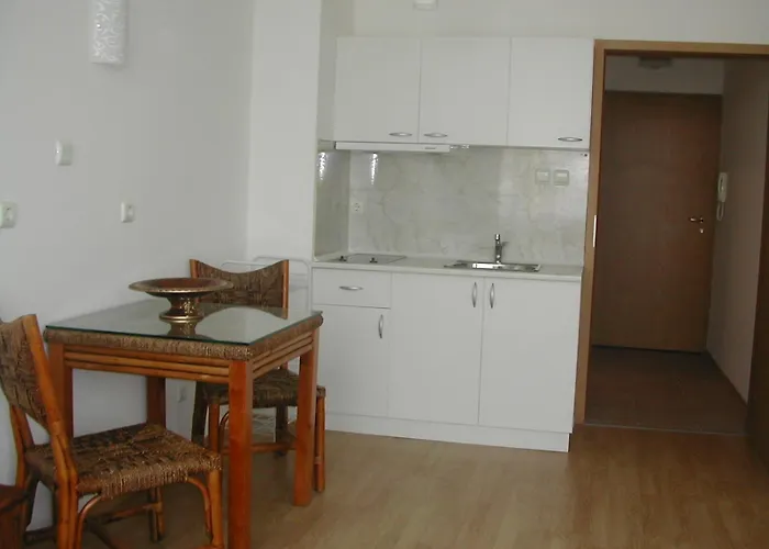 Oasis And * רבדה