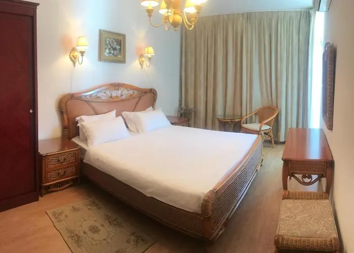 Oasis And * רבדה